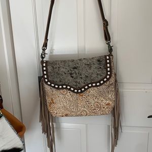 Cross body midsize bag